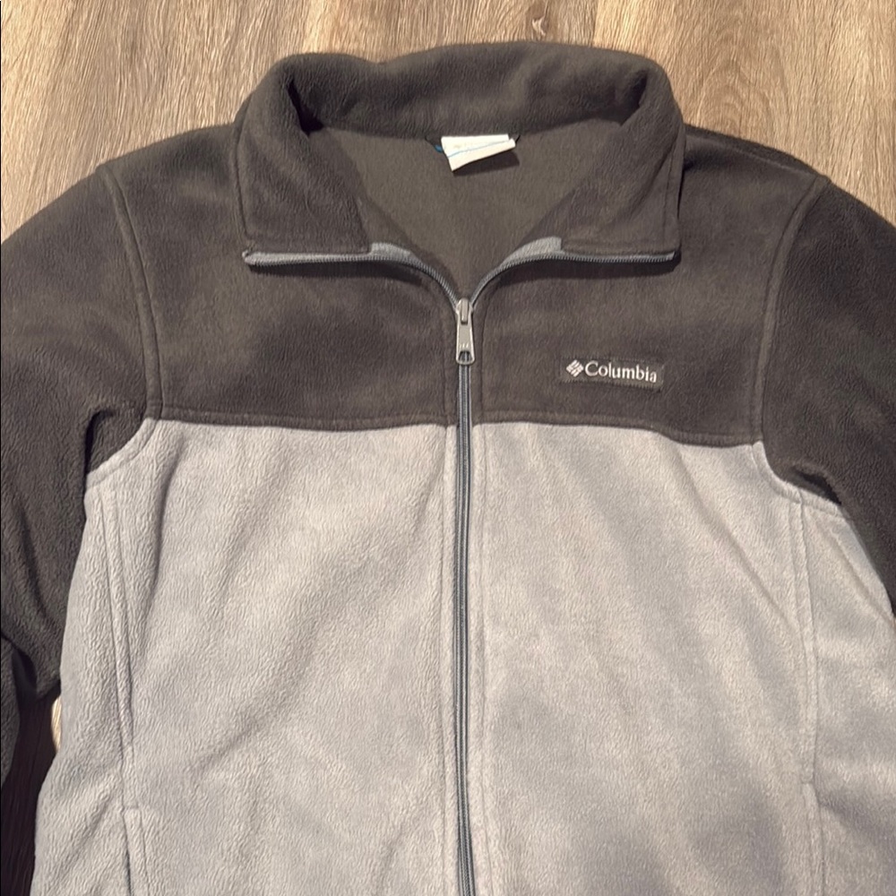 Columbia Gray and Black Fleece Jacket